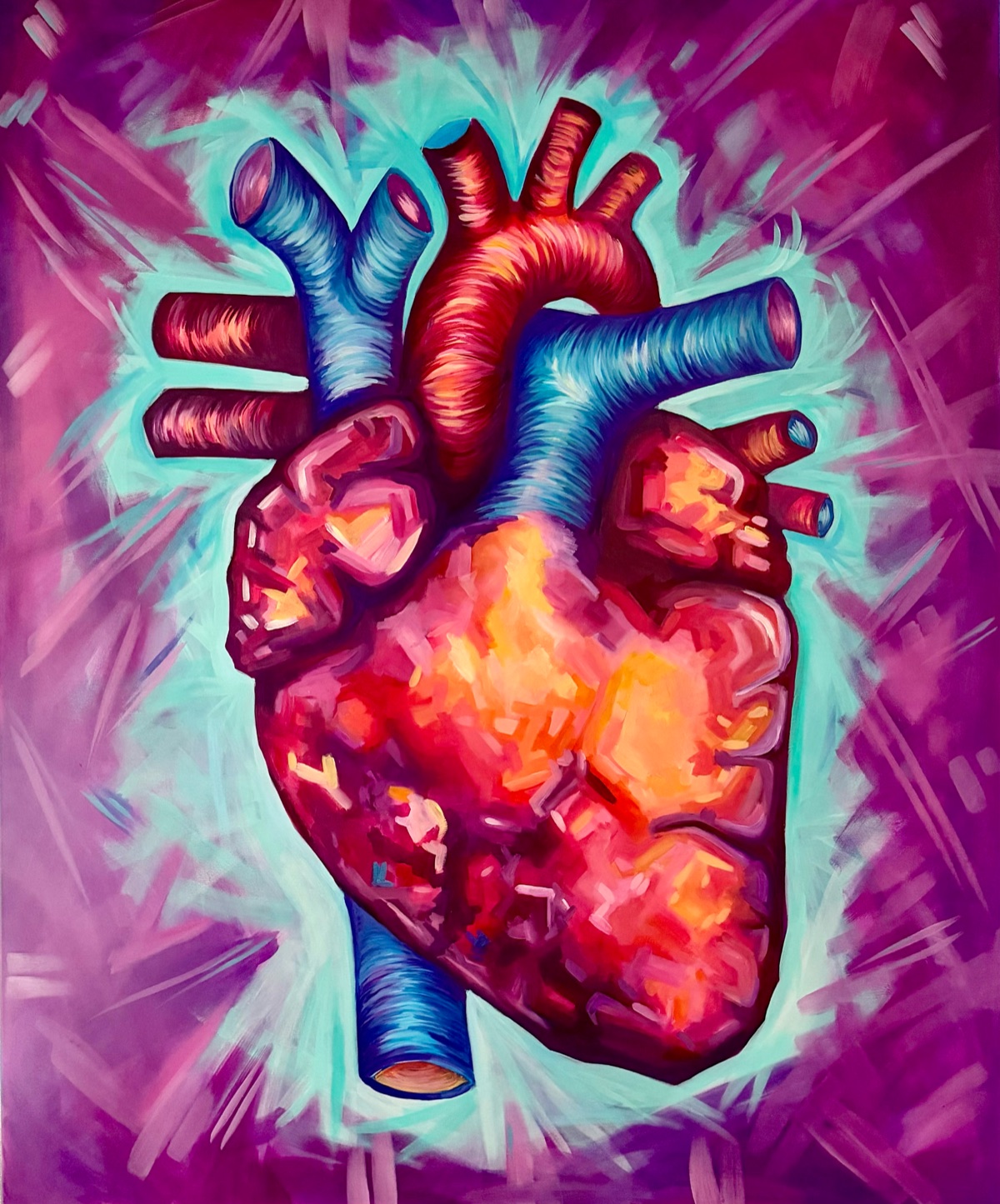 Corazón anatómico en rojos y naranjos con arterias azules, sobre un fondo de pinceladas violeta y turquesa.